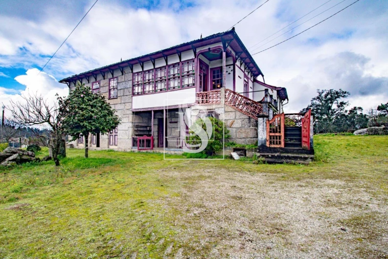 Moradia T3 para Venda em Fridão Foto 1