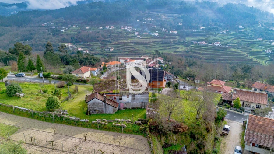 Moradia T3 para Venda em Fridão Foto 39