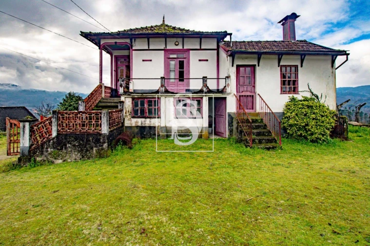 Moradia T3 para Venda em Fridão Foto 4