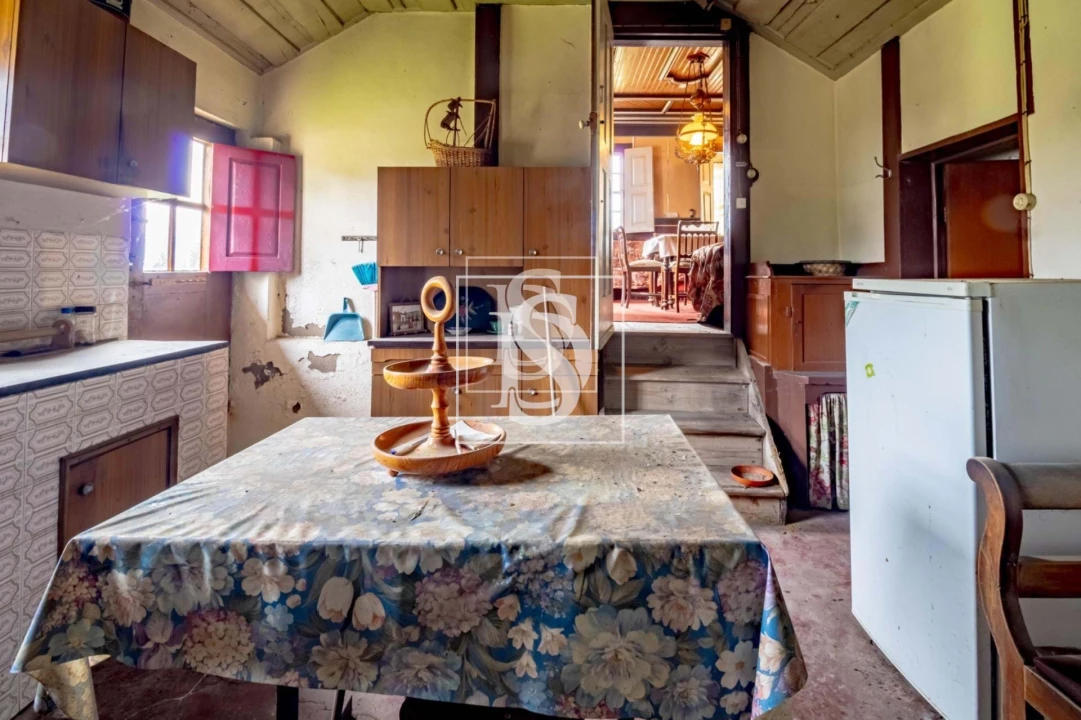 Moradia T3 para Venda em Fridão Foto 3