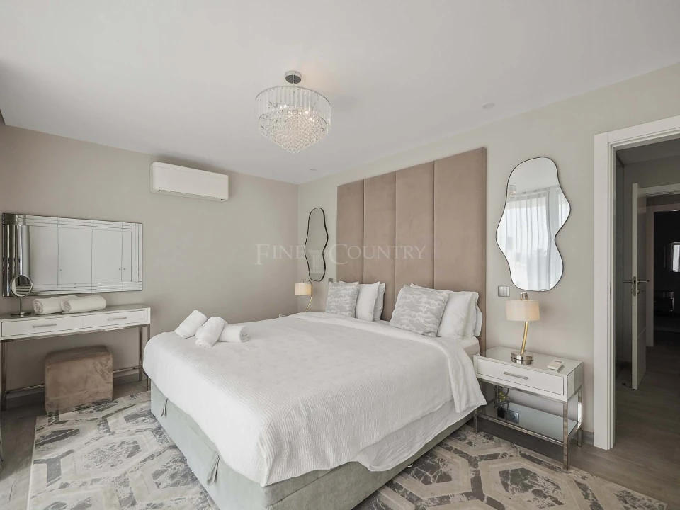 Moradia T4 para Venda em Lagoa e Carvoeiro Foto 20