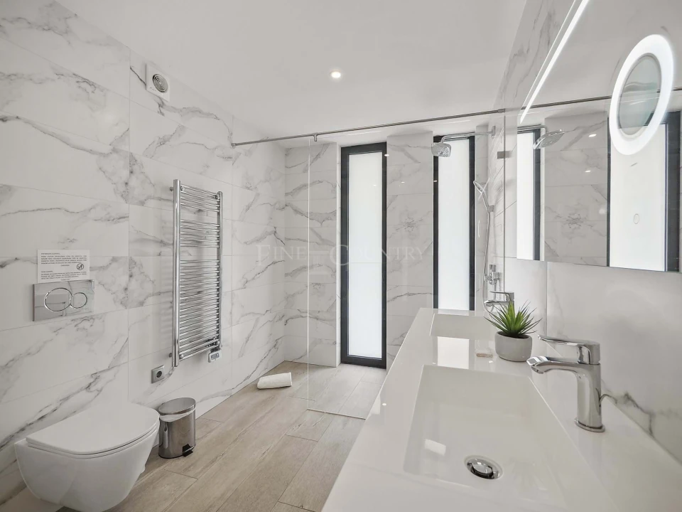 Moradia T4 para Venda em Lagoa e Carvoeiro Foto 31