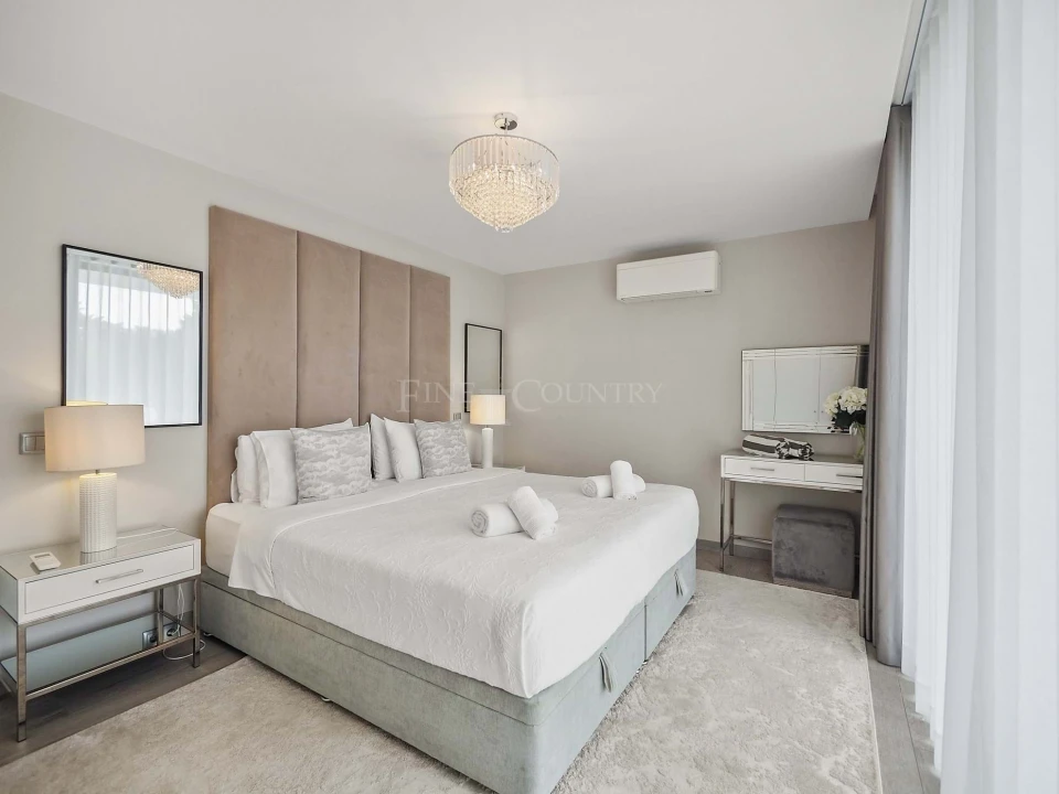 Moradia T4 para Venda em Lagoa e Carvoeiro Foto 29