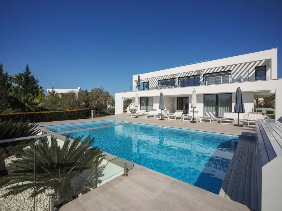 Moradia T4 para Venda em Lagoa e Carvoeiro Foto 1