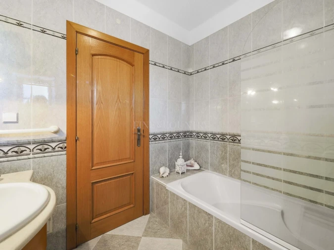 Moradia T4 para Venda em Lagoa e Carvoeiro Foto 22