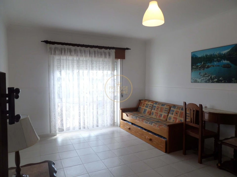Apartamento T1 para Venda em Quarteira Foto 2