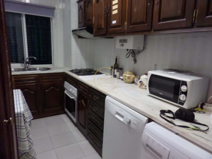 Apartamento T1 para Venda em Quarteira Foto 10