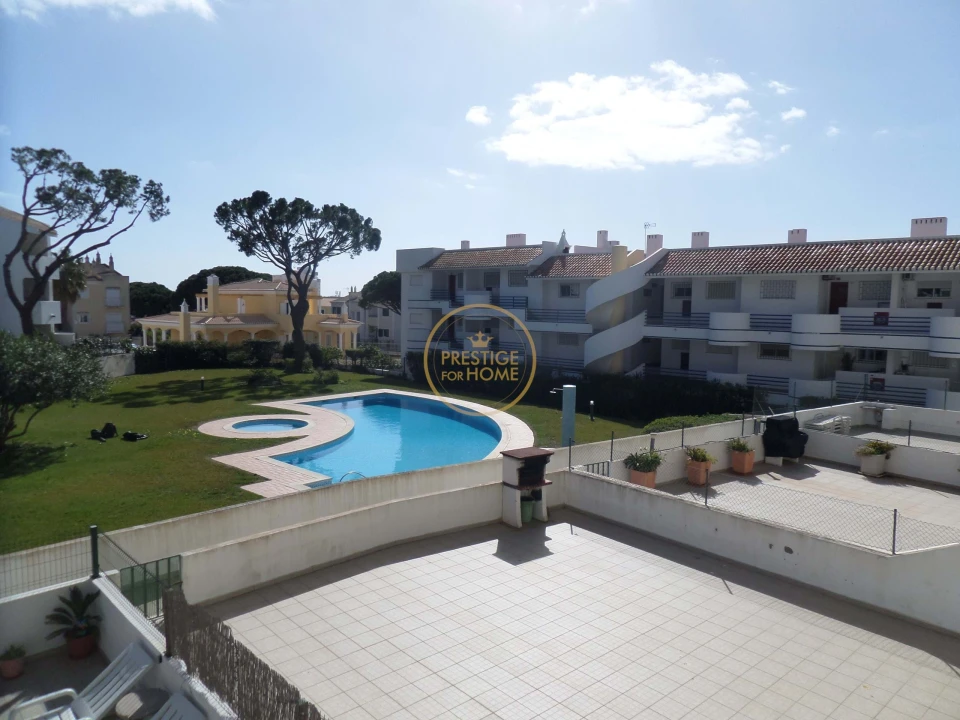 Apartamento T1 para Venda em Quarteira Foto 6