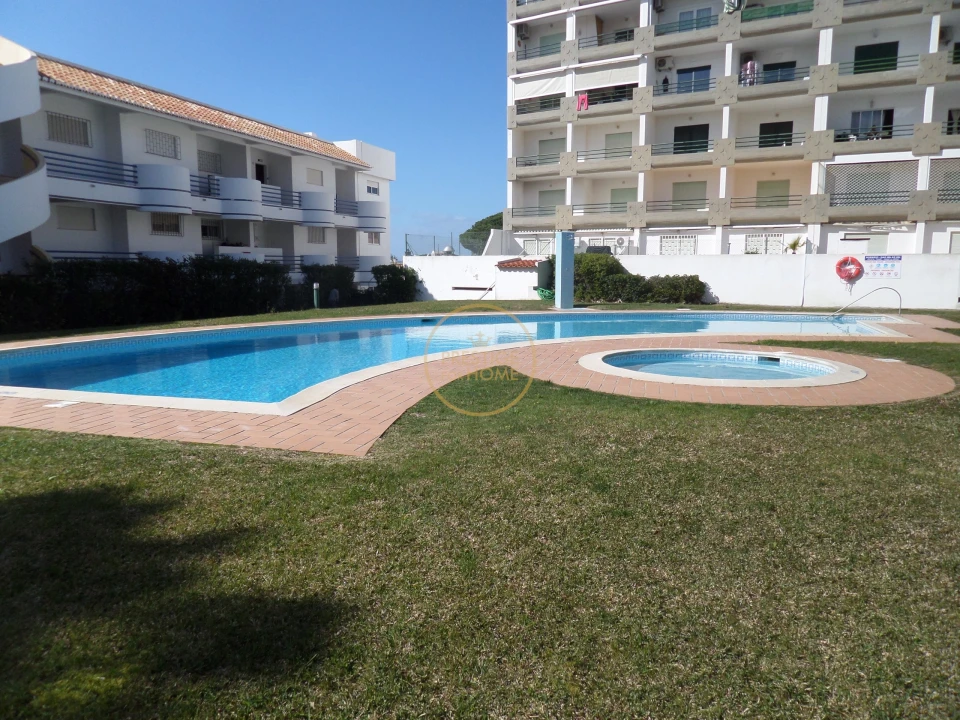 Apartamento T1 para Venda em Quarteira Foto 1