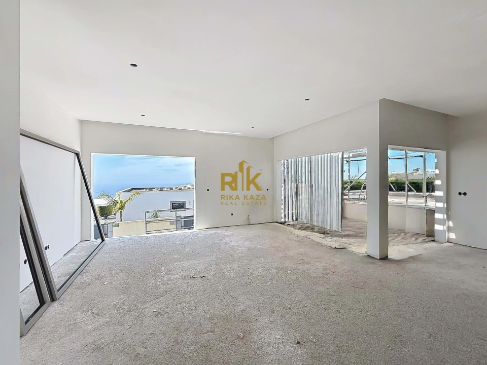 Moradia T3 para Venda em Prazeres Foto 6