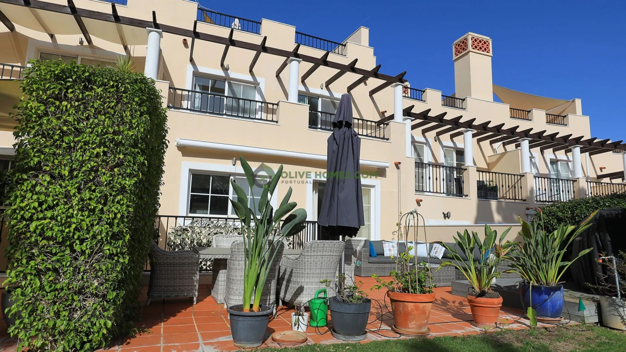 Moradia T4 para Venda em Quarteira Foto 20