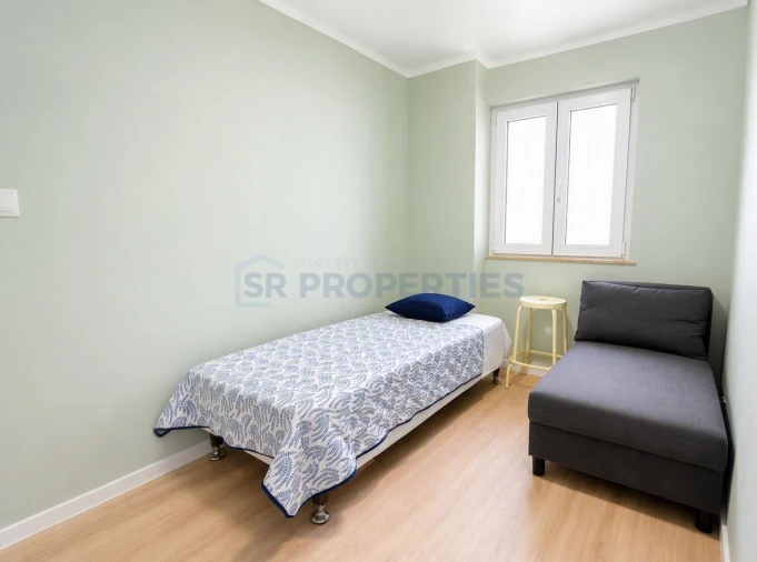Apartamento T2 para Venda em Quarteira Foto 4