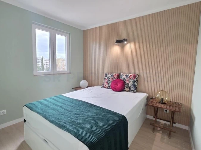 Apartamento T2 para Venda em Quarteira Foto 16