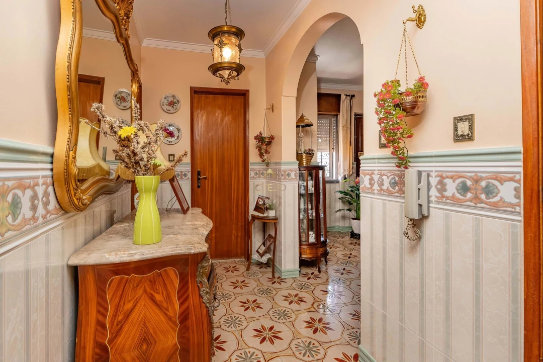 Moradia T4 para Venda em Santa Iria de Azoia, São João da Talha e Bobadela Foto 7