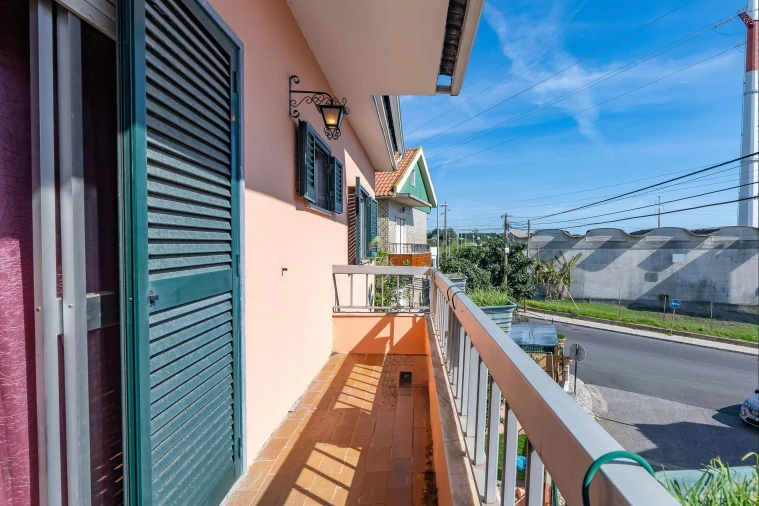 Moradia T4 para Venda em Santa Iria de Azoia, São João da Talha e Bobadela Foto 17