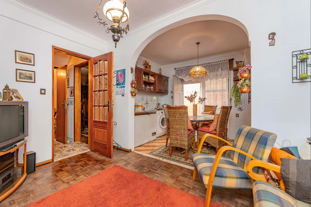 Moradia T4 para Venda em Santa Iria de Azoia, São João da Talha e Bobadela Foto 8