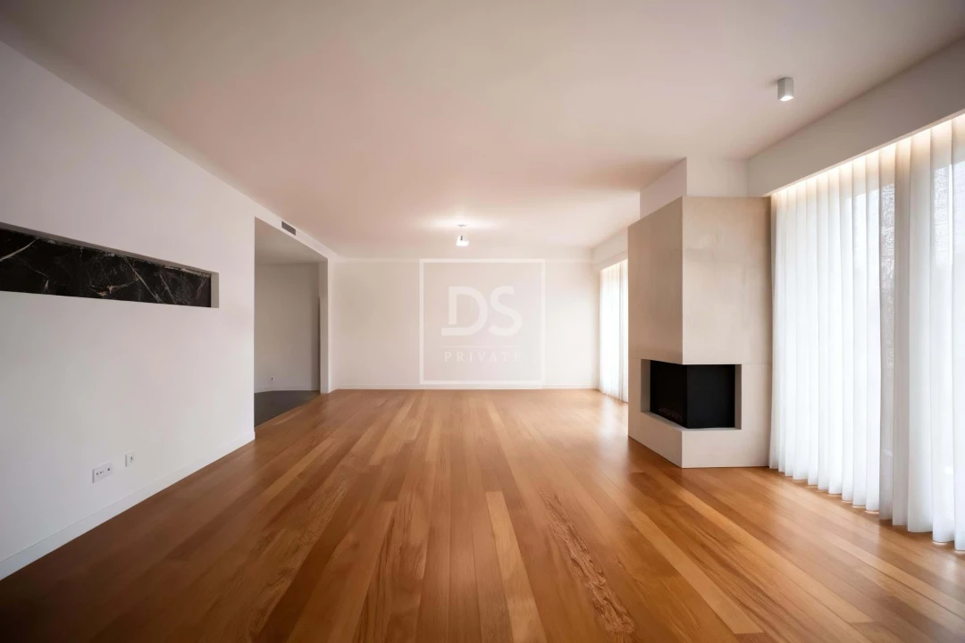 Apartamento T3 para Venda em Braga (Maximinos, Sé e Cividade) Foto 1