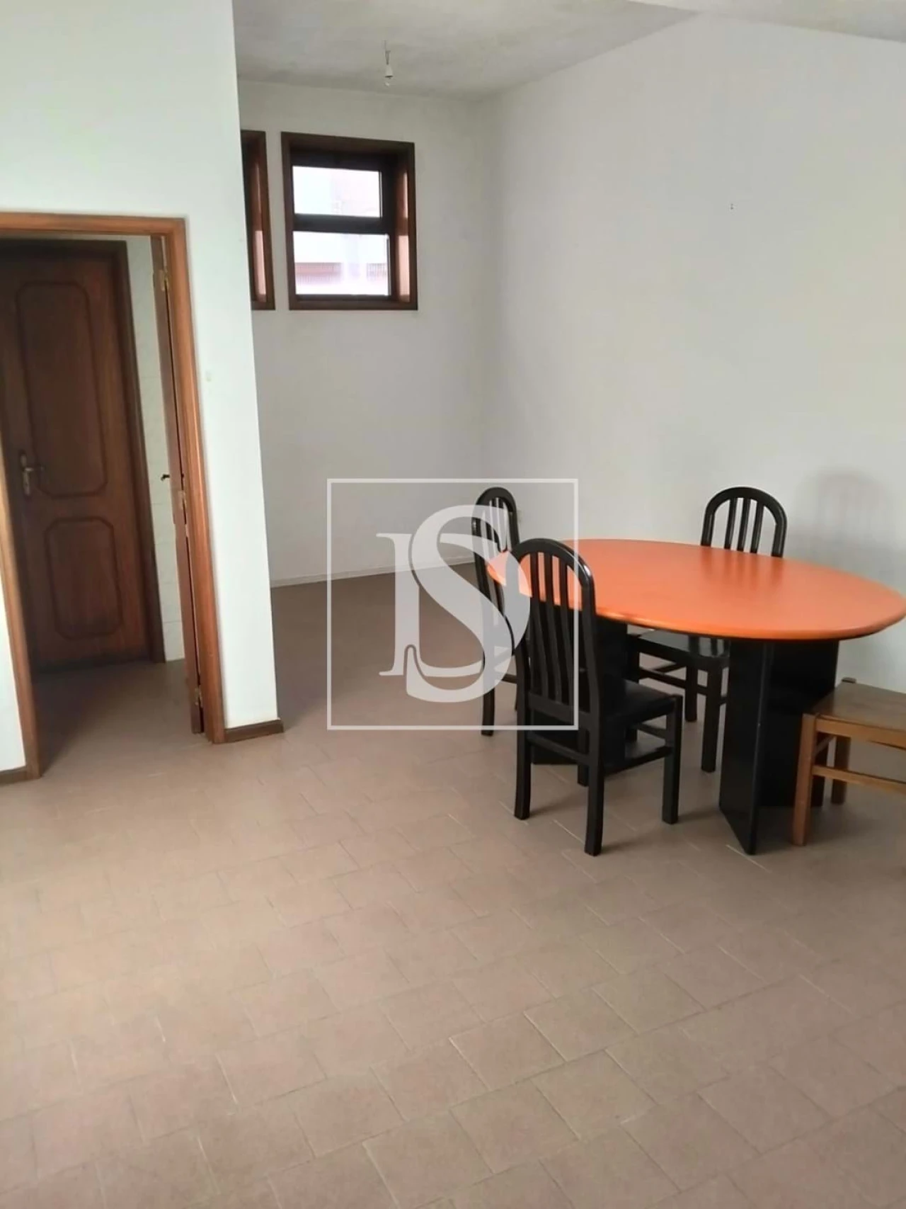 Negócio para Venda em Lourosa Foto 2