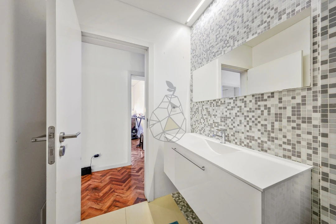 Apartamento T4 para Venda em Portimão Foto 25