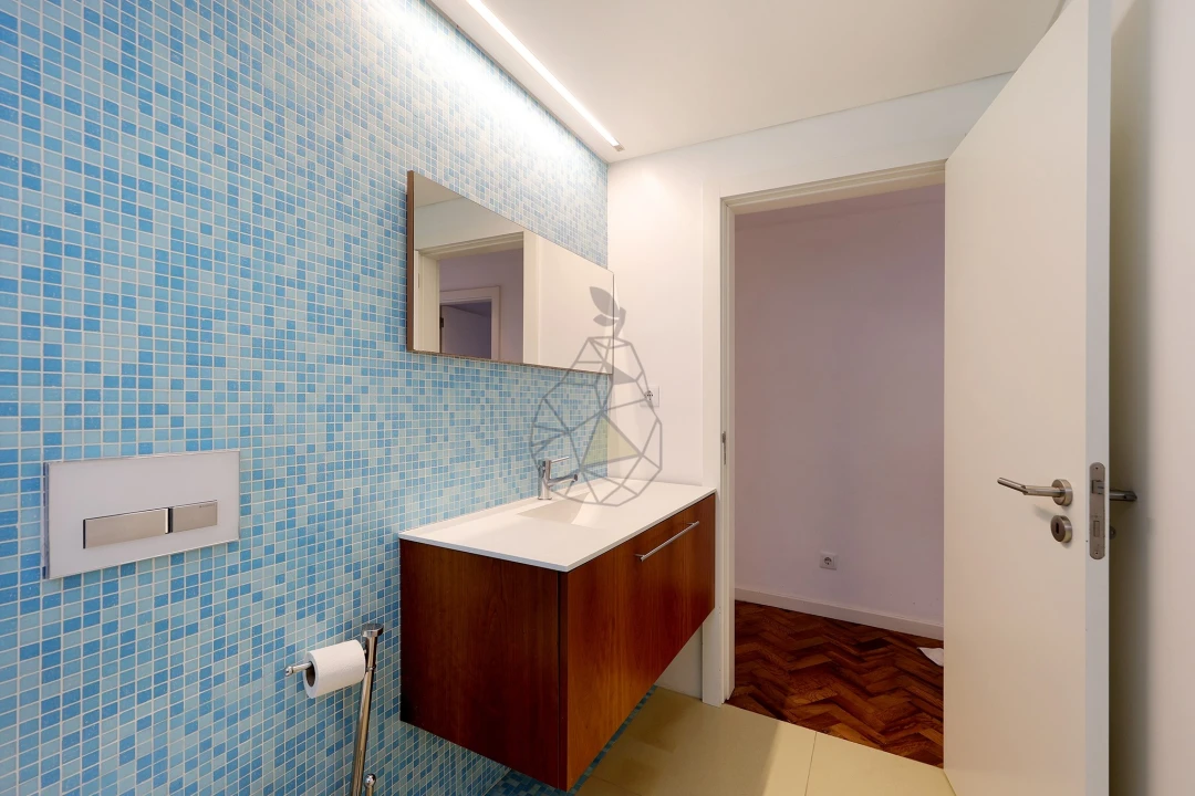 Apartamento T4 para Venda em Portimão Foto 30