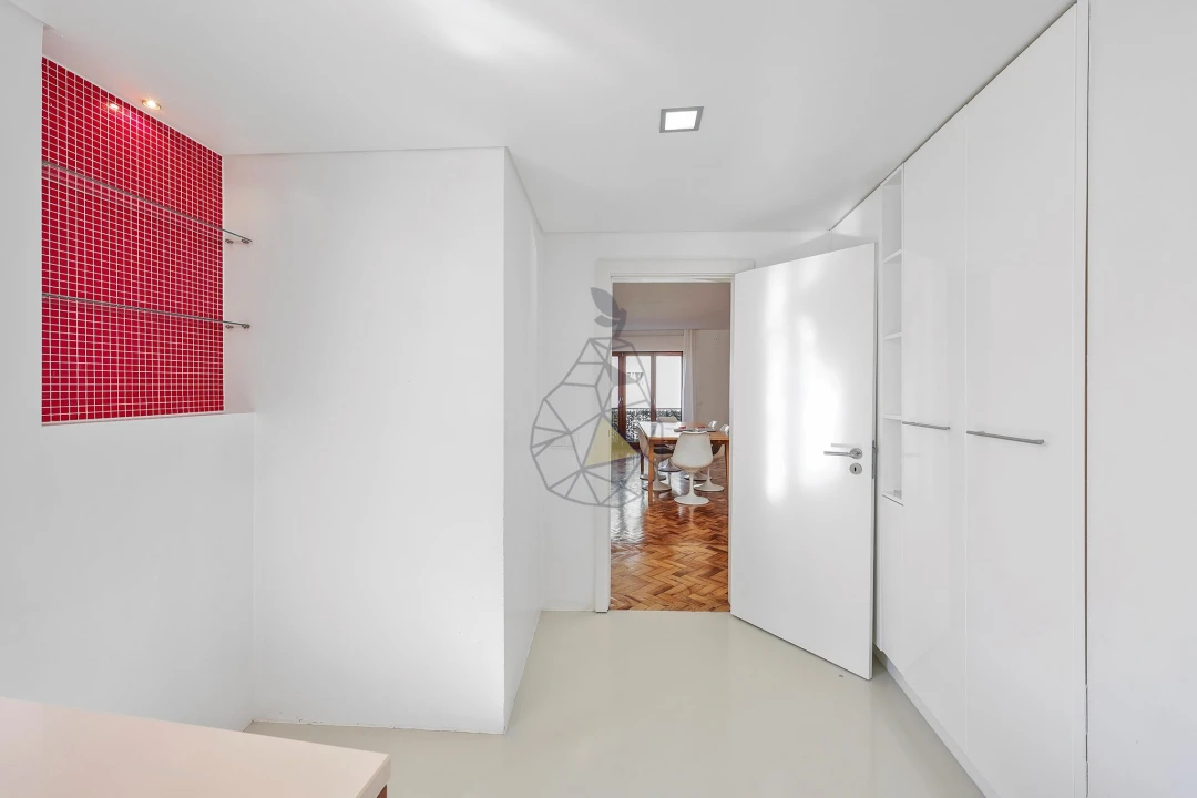 Apartamento T4 para Venda em Portimão Foto 17