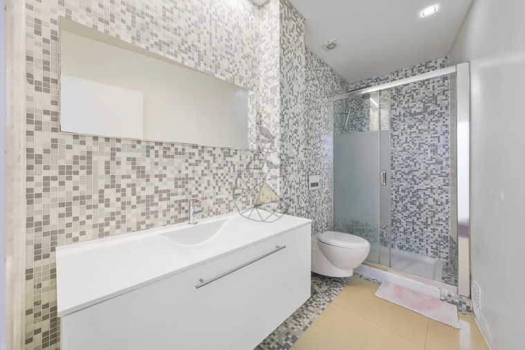 Apartamento T4 para Venda em Portimão Foto 24