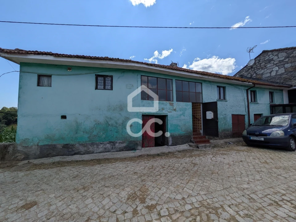 Moradia T3 para Venda em Beça Foto 16