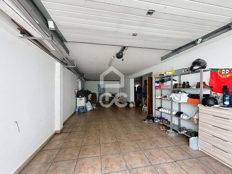 Moradia T4 para Venda em Santa Maria Maior Foto 22