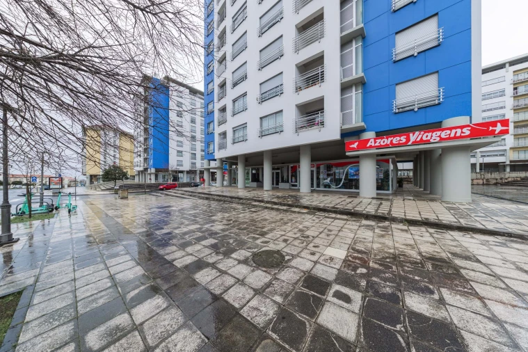 Apartamento T3 para Venda em Ponta Delgada (São Pedro) Foto 2