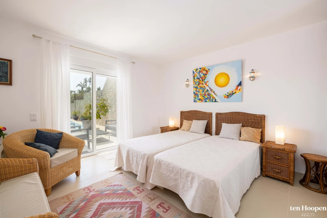 Moradia T4 para Venda em Luz Foto 13