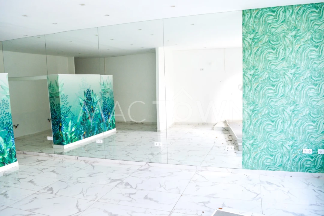 Loja para Venda em Parque das Nações Foto 6