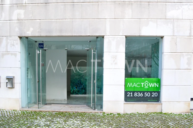 Loja para Venda em Parque das Nações