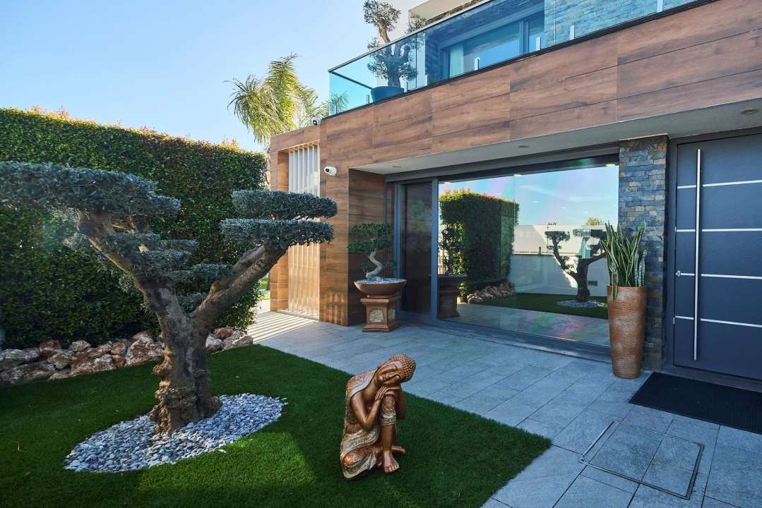 Moradia T4 para Venda em Charneca de Caparica e Sobreda Foto 10