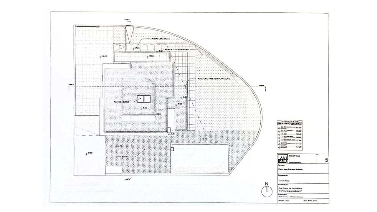 Moradia T4 para Venda em Charneca de Caparica e Sobreda Foto 37