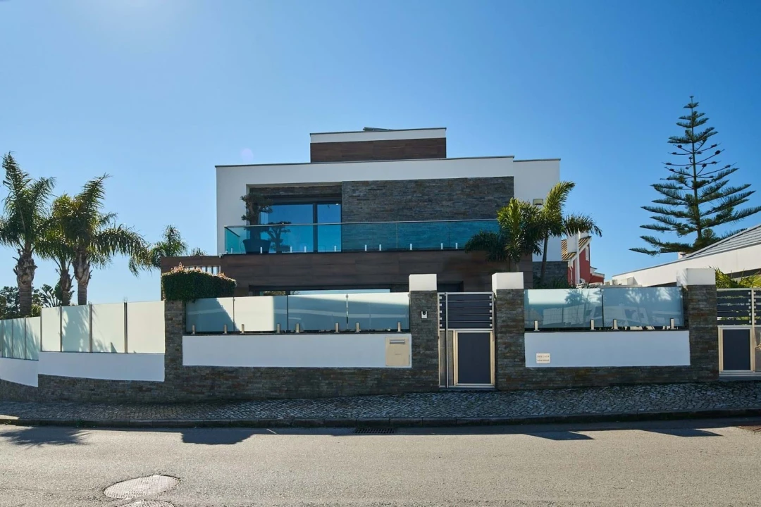 Moradia T4 para Venda em Charneca de Caparica e Sobreda Foto 33