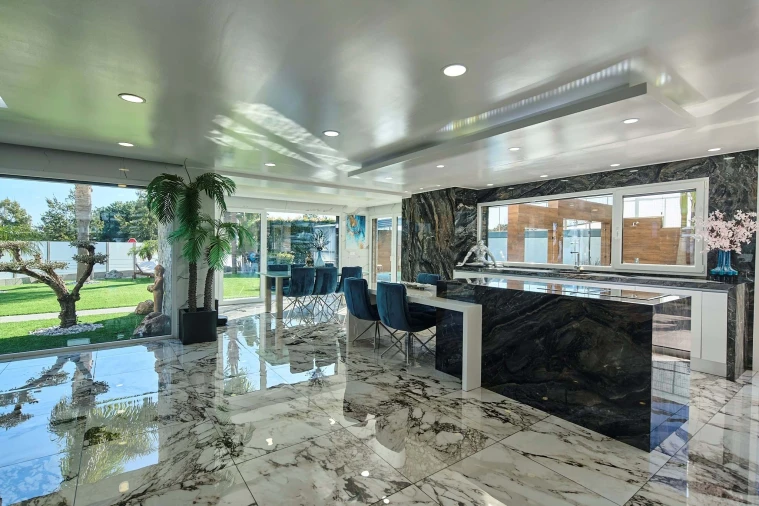 Moradia T4 para Venda em Charneca de Caparica e Sobreda Foto 5