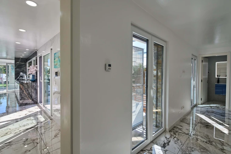 Moradia T4 para Venda em Charneca de Caparica e Sobreda Foto 15