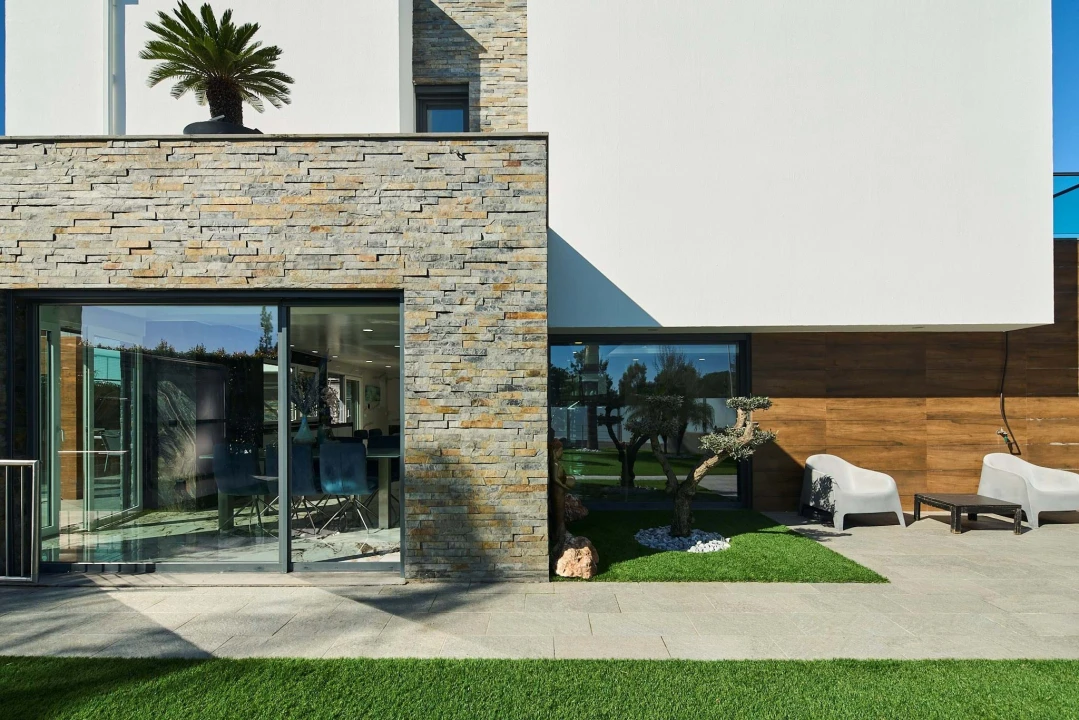 Moradia T4 para Venda em Charneca de Caparica e Sobreda Foto 8