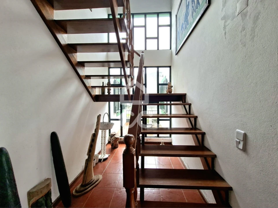 Moradia T5 para Venda em São Mateus da Calheta Foto 6