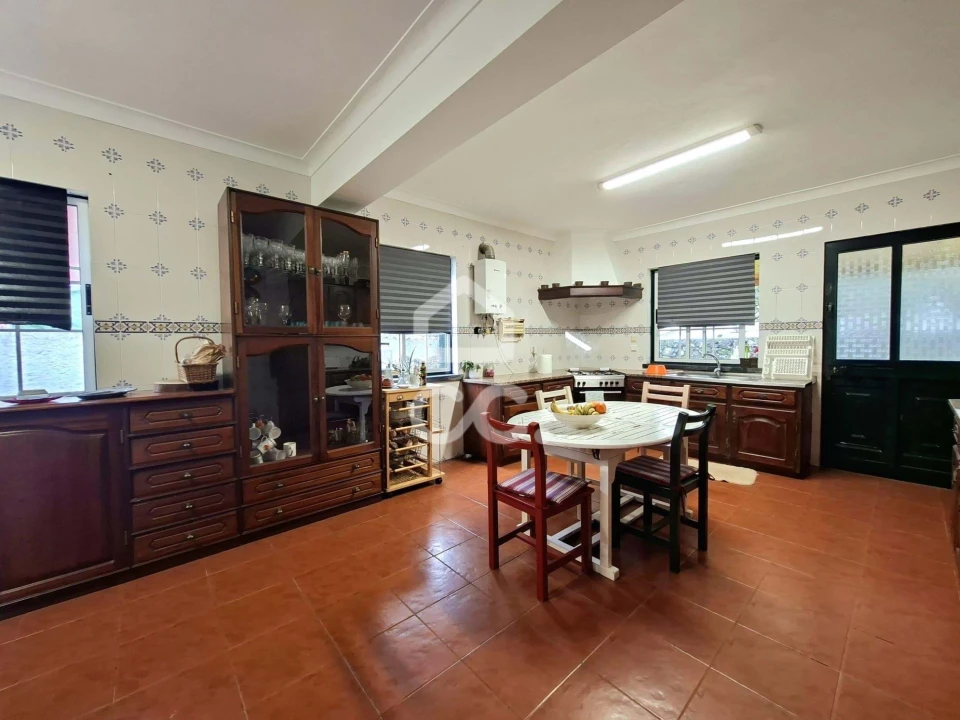 Moradia T5 para Venda em São Mateus da Calheta Foto 17