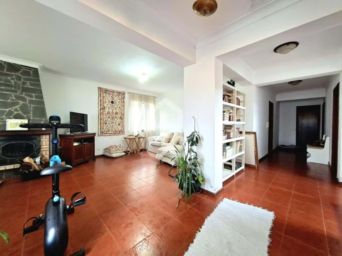 Moradia T5 para Venda em São Mateus da Calheta Foto 3