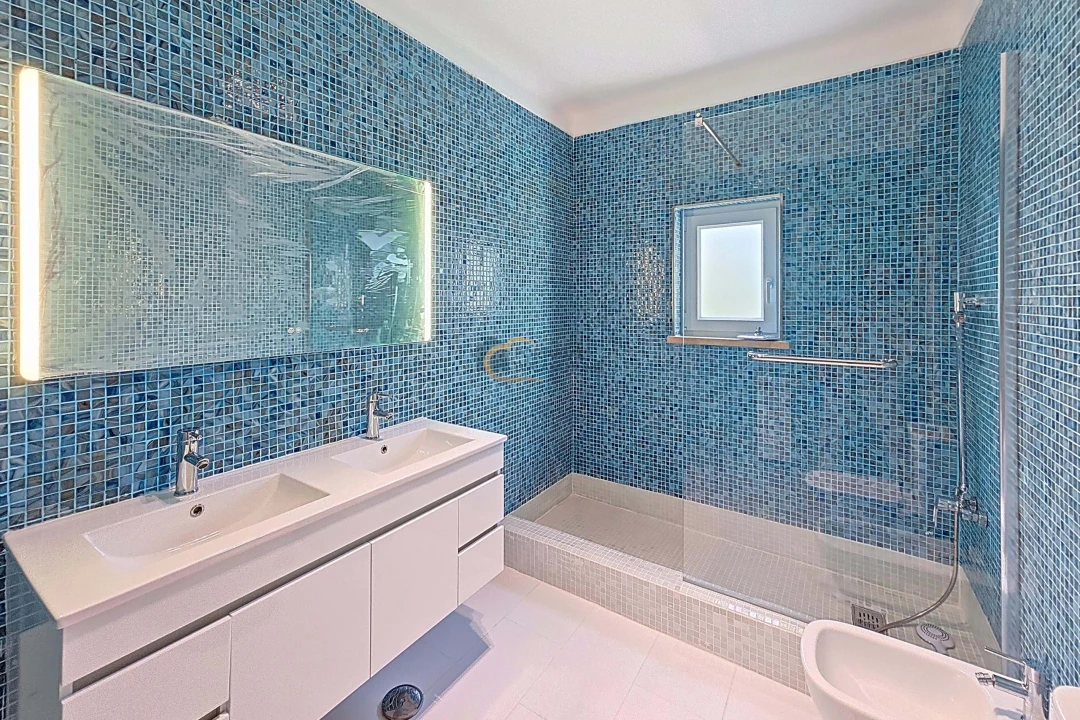 Moradia T4 para Venda em São Silvestre Foto 16