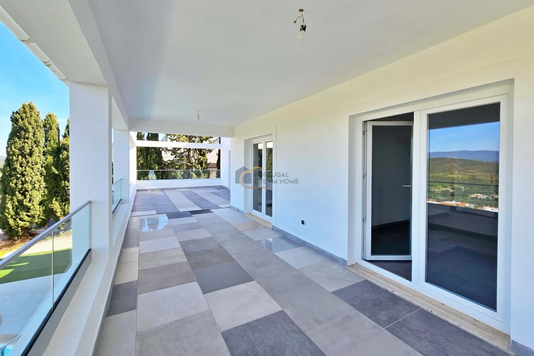 Moradia T4 para Venda em São Silvestre Foto 6