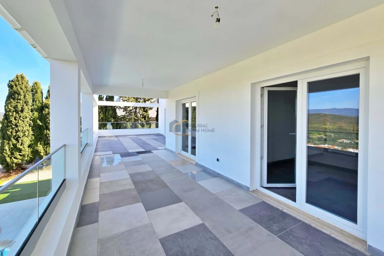 Moradia T4 para Venda em São Silvestre Foto 6