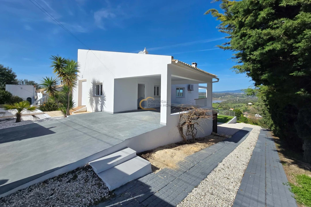 Moradia T4 para Venda em São Silvestre Foto 5