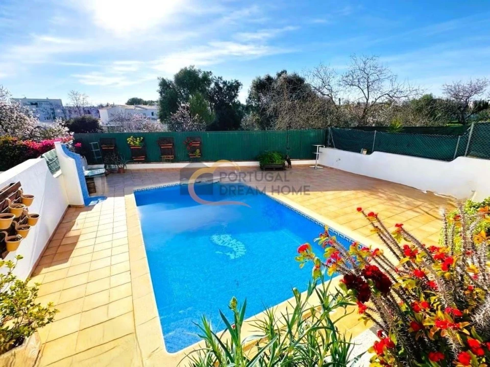 Moradia T4 para Venda em Albufeira e Olhos de Água Foto 24