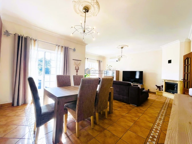 Moradia T4 para Venda em Albufeira e Olhos de Água Foto 18