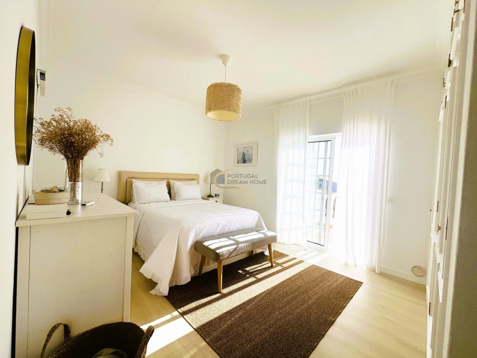 Moradia T4 para Venda em Albufeira e Olhos de Água Foto 7