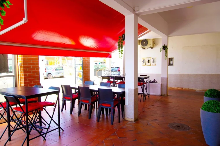 Negócio para Arrendamento em Albufeira e Olhos de Água Foto 7