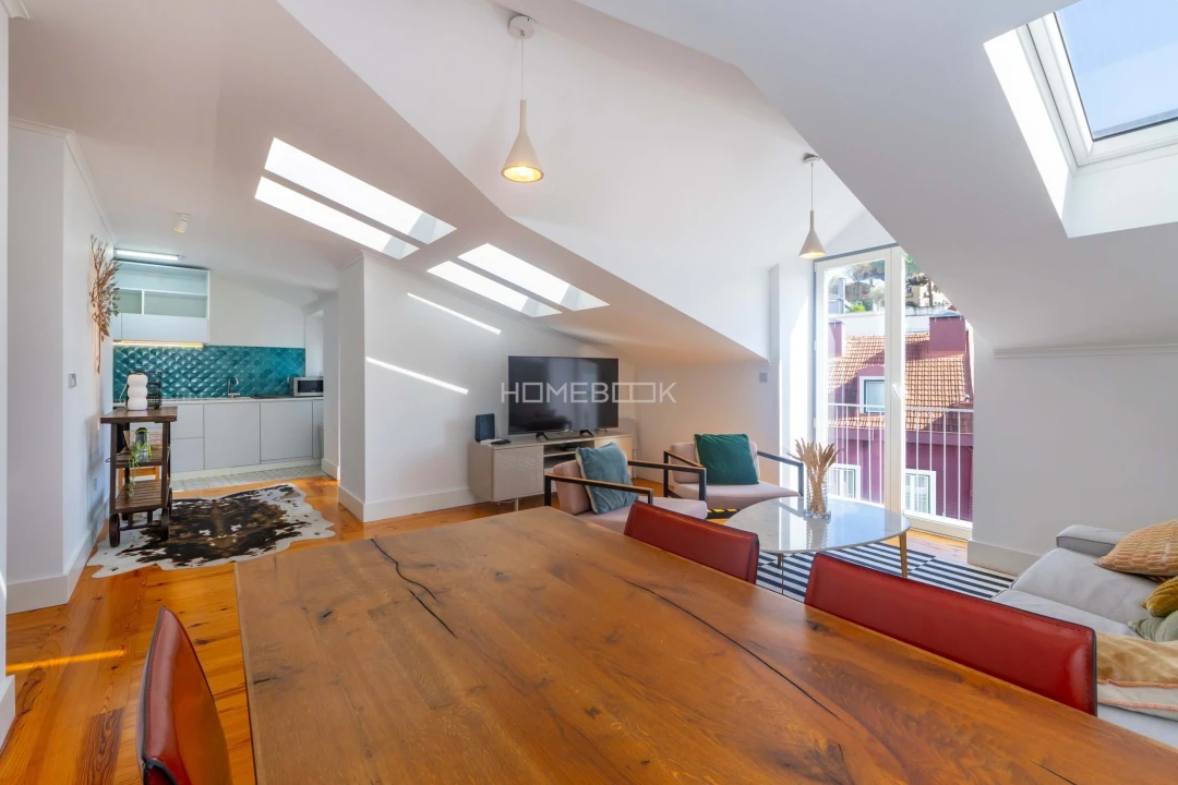 Apartamento T2 para Arrendamento em Santo António Foto 1